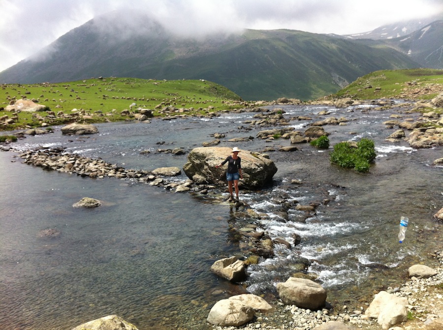 Carolina crossing a river on the way to Gangbal lake